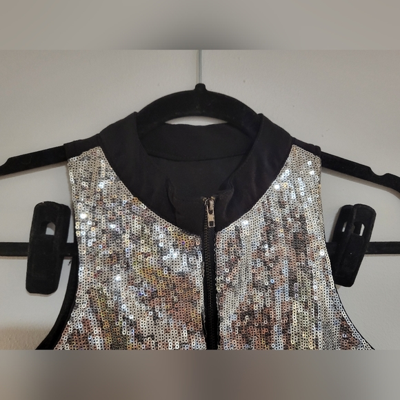 🖤 SOLD ON DEPOP 🖤 Sequin Eye Half Zip Small Cropped Tank Top - Picture 5 of 9